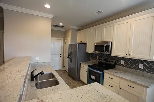 1094 Runningvine Ln Photo 1