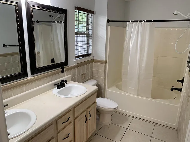 1475 Stanford Rd — Photo 7