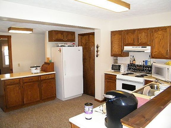 4th image of 7333 Country Ln