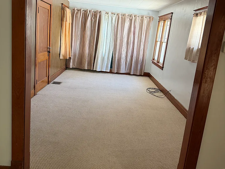 109 Newburgh Ave #2 — Photo 4