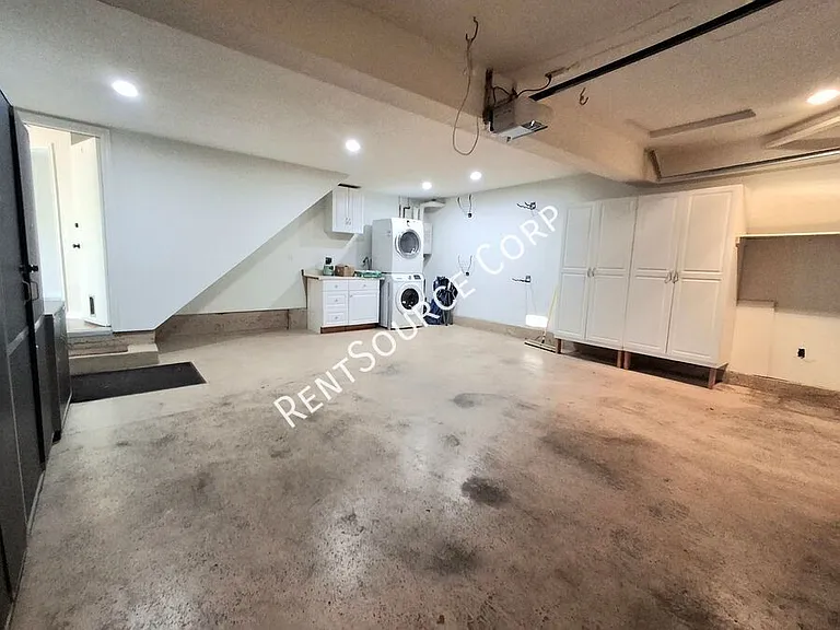 23902 Ranney House Ct — Photo 40