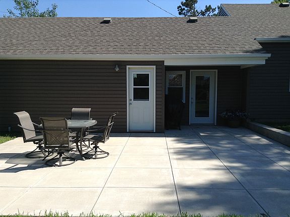 5th image of 1721 E Birch