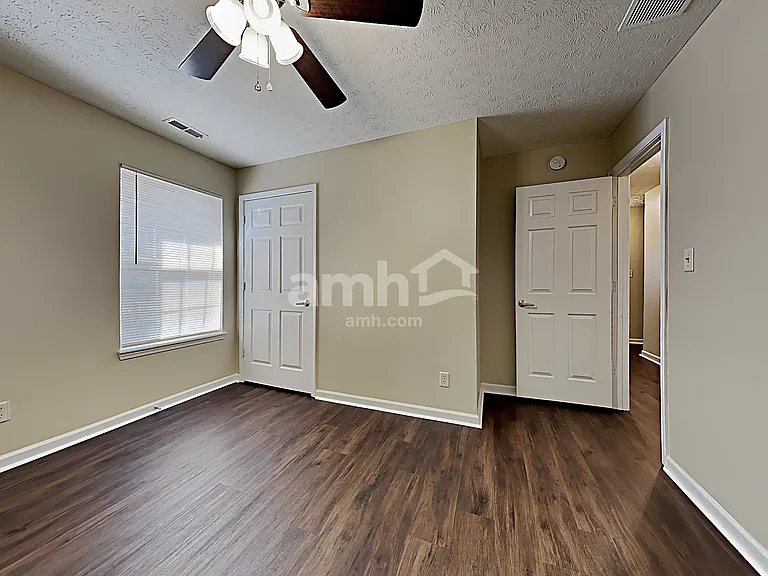 4803 Oakton Way — Photo 15