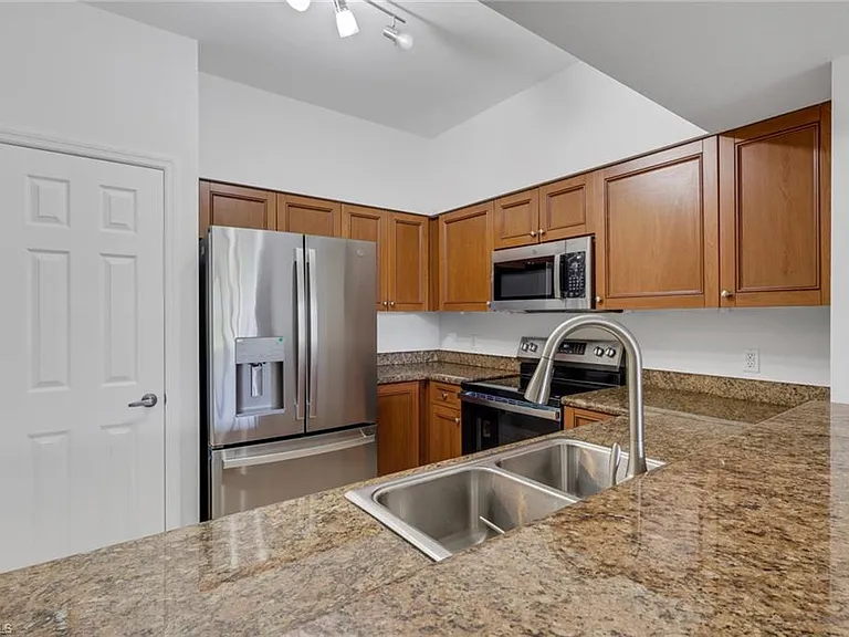 20261 Estero Gardens Cir #108 — Photo 5