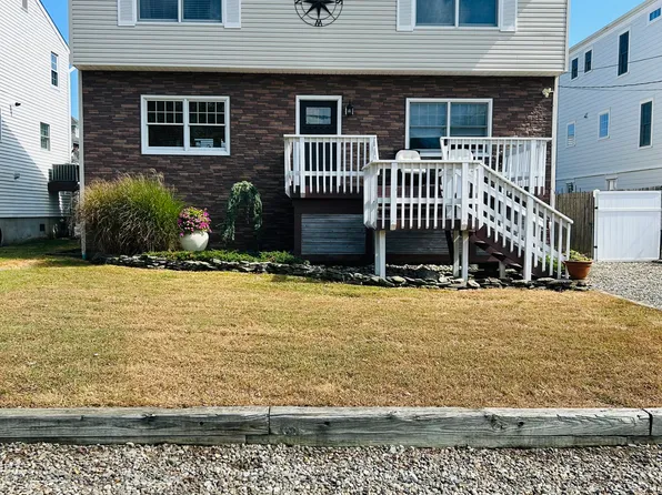 95 Ward Ave, Rumson, NJ 07760