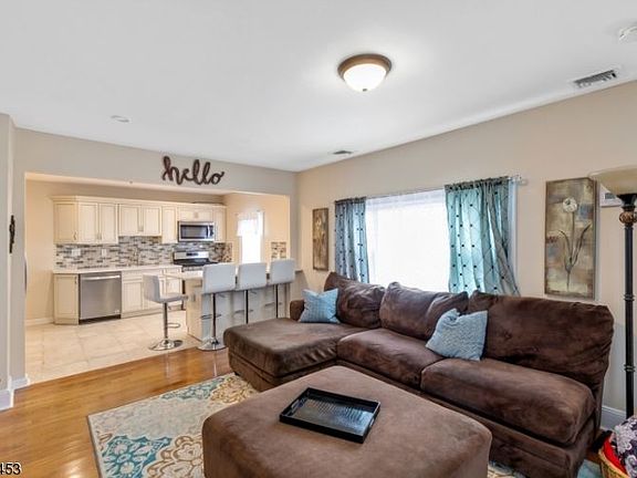3rd image of 87 Grove Ave #B