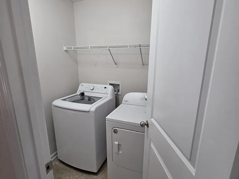 2537 Wisdom Ct — Photo 27