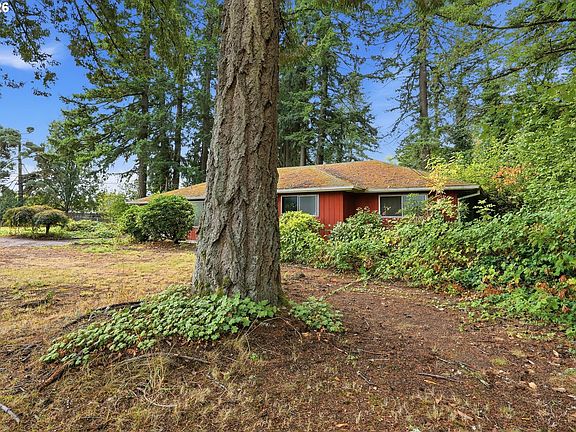 3rd image of 19580 SE Sunnyside Rd