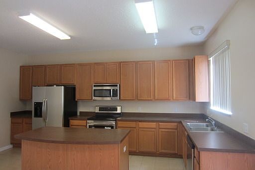 4th image of 14 Perch Dr