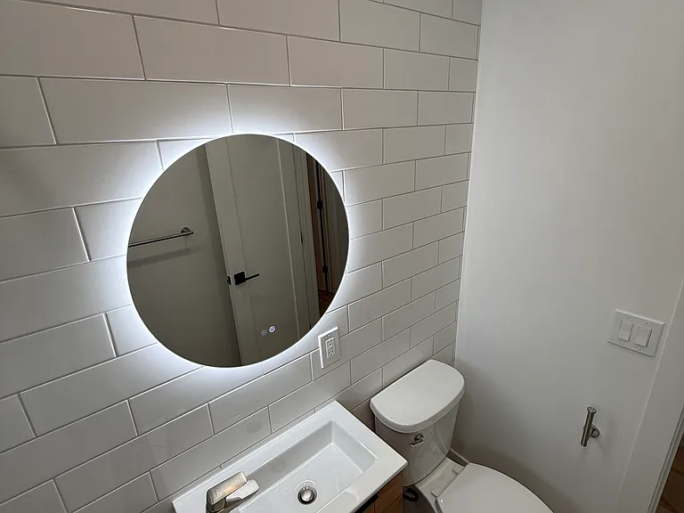1509 N Hollywood Way #C — Photo 5
