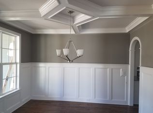 348 Sycamore Creek Dr, Holly Springs, NC 27540