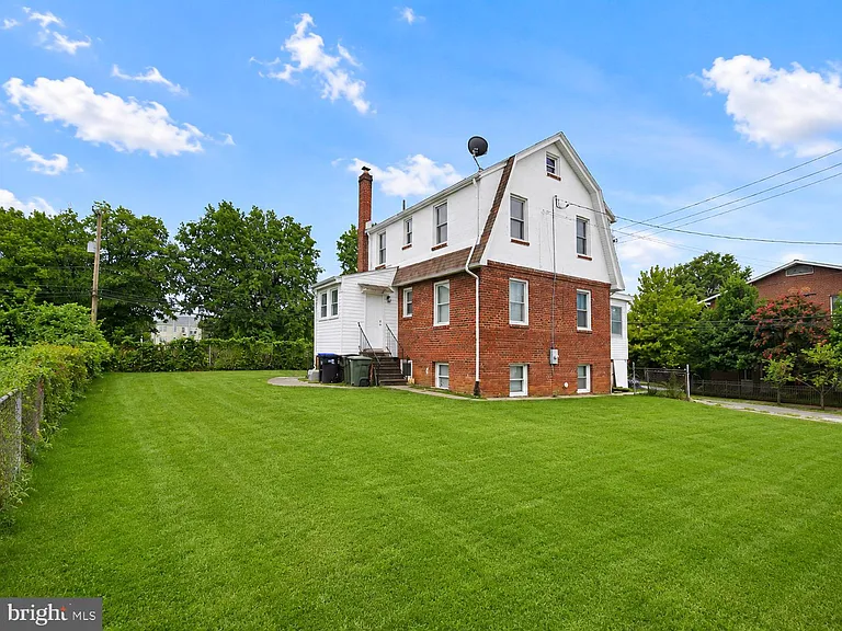 2851 Robinson Pl SE — Photo 30