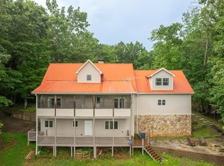 770 Flagpole Rd, Ellijay, GA 30540