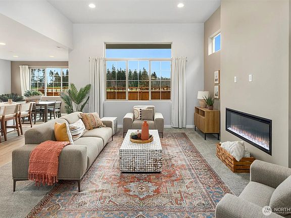 3rd image of 13939 178th Street E #41