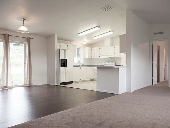 Dining Room, Kitchen