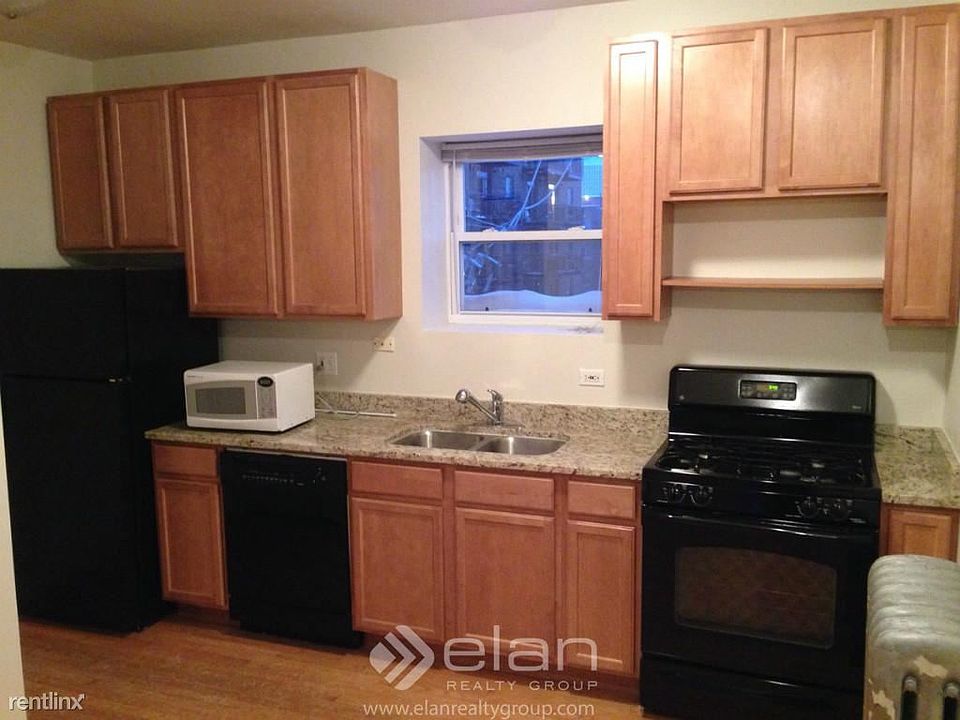 1st image of 3928 N Pine Grove Ave APT 2W