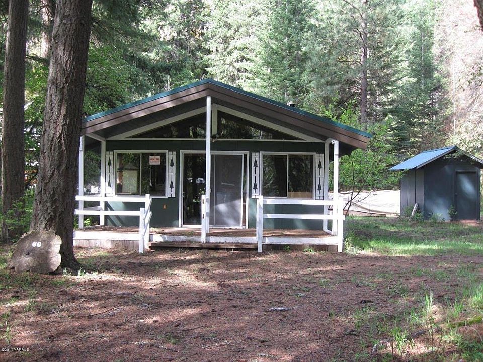 1st image of 60 Deer Cove Ln