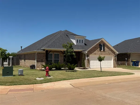 5928 Platinum Dr, Stillwater, OK 74075