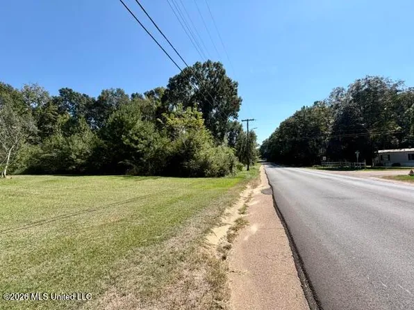 S Locust St, McComb, MS 39648