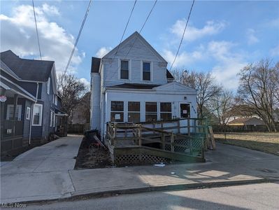 8100 Simon Ave, Cleveland, OH, 44103