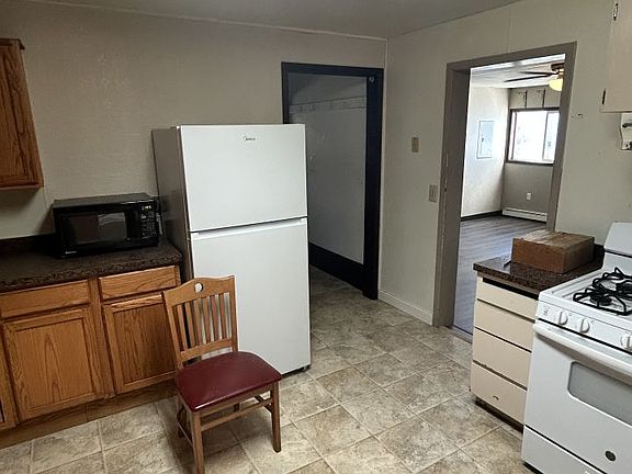3rd image of 3006 4th Ave S APT 2