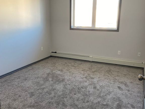 3rd image of 6008 42nd St