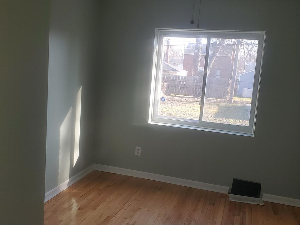 1st image of 8903 Pinehurst Ave #1