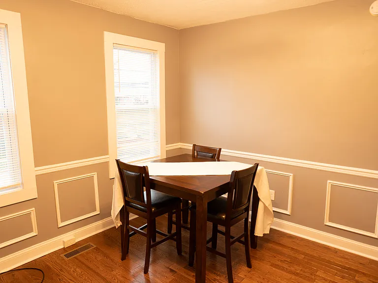 951 Homestead St #1 — Photo 19