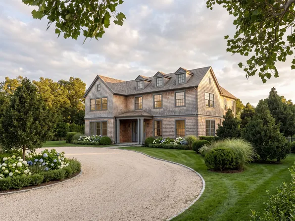 493 Sagg Main St, Sagaponack, NY 11962