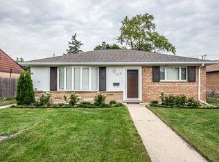 876 Oakwood Ct, Des Plaines, IL
