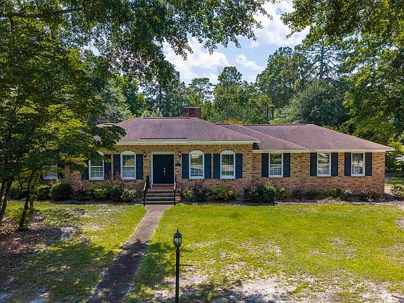 2nd image of 1301 Sand Oak Dr
