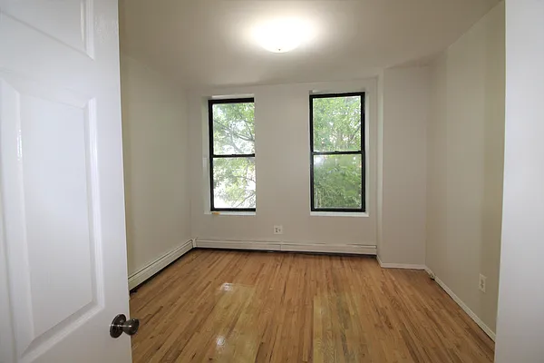 Rented by Compass | media 48