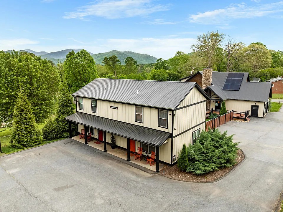 11 Martin Valley Rd