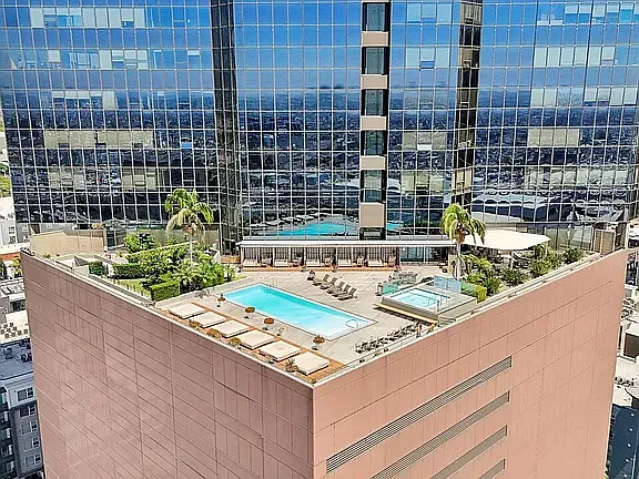 1100 Wilshire Blvd — Photo 27