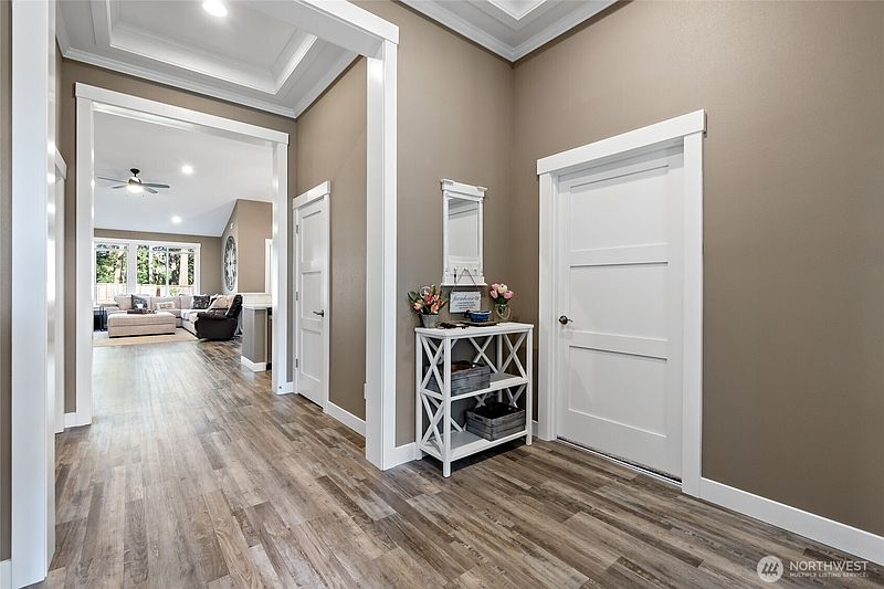 5th image of 15119 33rd Avenue Ct E