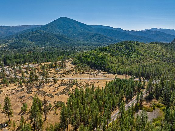 5th image of Waldo Rd