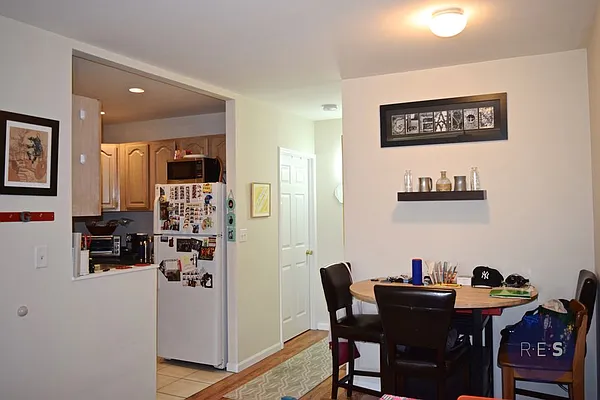 Rented by RES New York | media 30