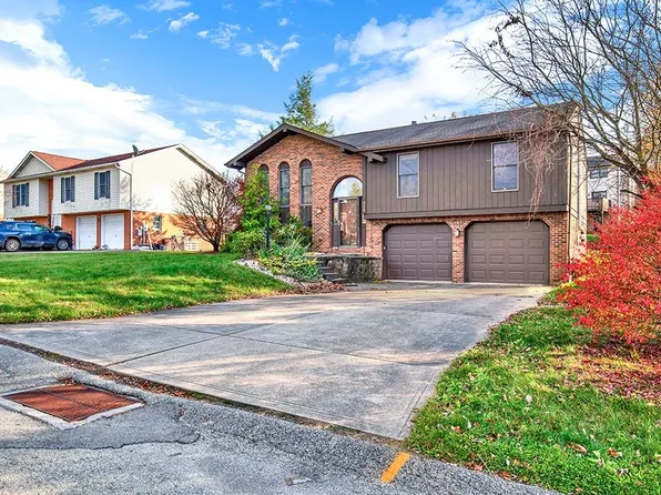 318 Rizzi Dr, North Huntingdon, PA 15642