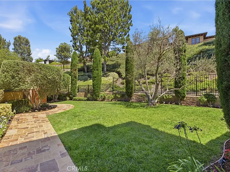 17 Sandalo Ct — Photo 47