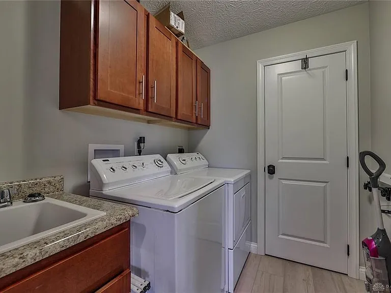 564 Cider Mill Way — Photo 14