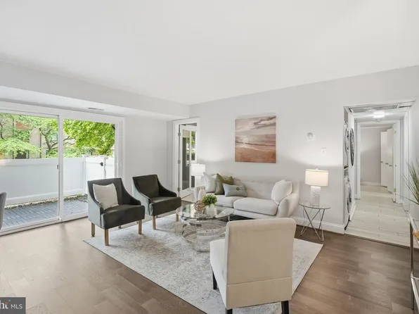 3310 S 28th St APT 102, Alexandria, VA 22302