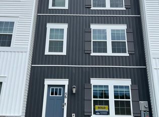 56 Aloma St, Charles Town, WV 25414