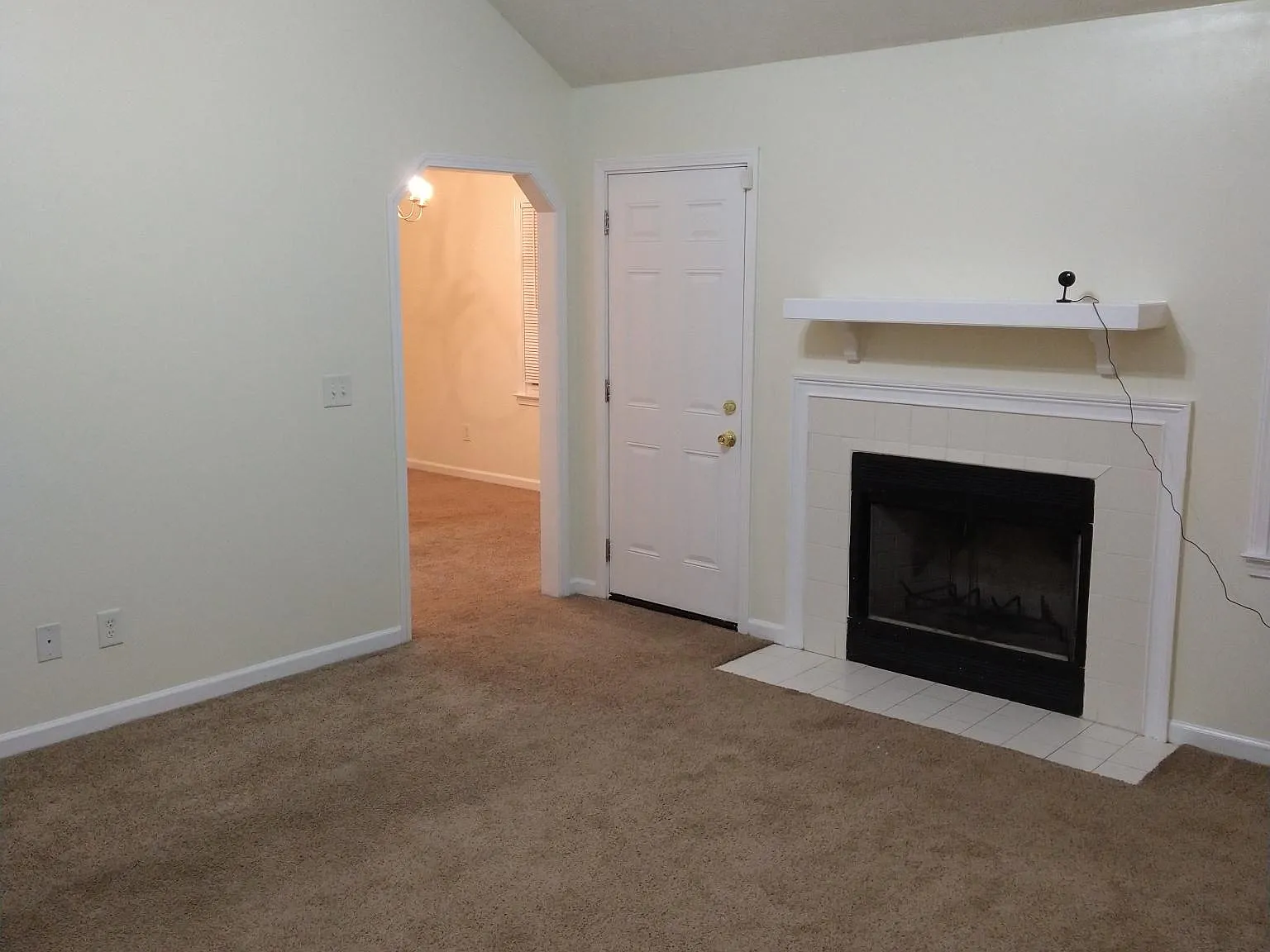 4 bed, 1378 sqft, $1,550 — Photo 4