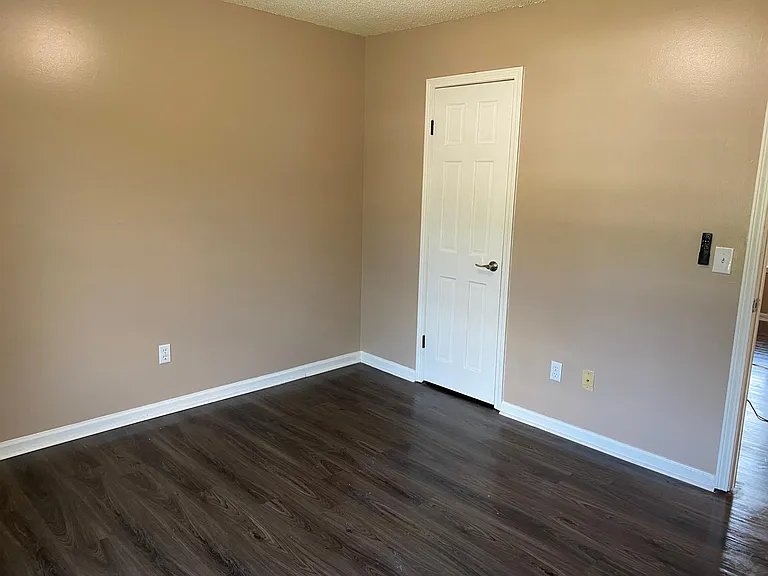 Bedroom #1