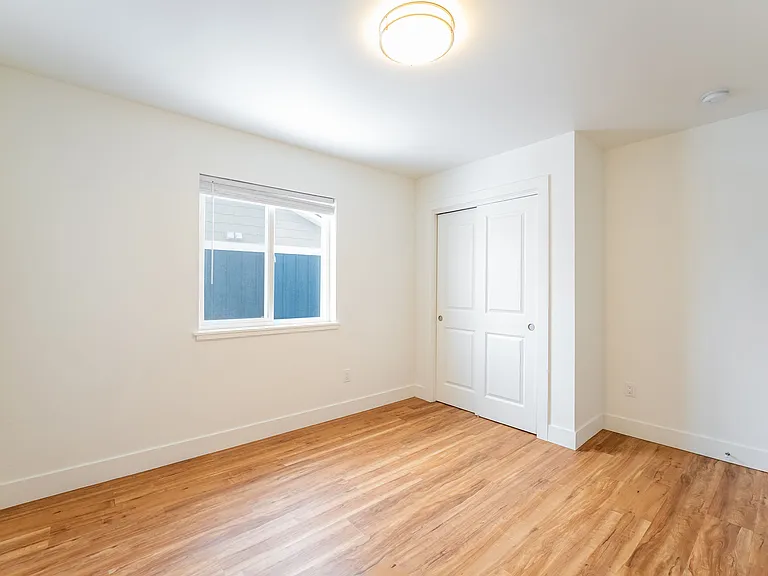Silver Star Apartments — Photo 37
