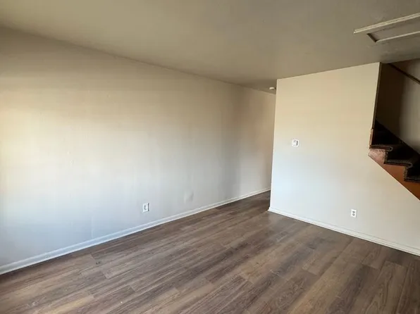 2 bedroom/2 bathroom apartment, 3120 Prial Ave APT 3, Rockford, IL 61101