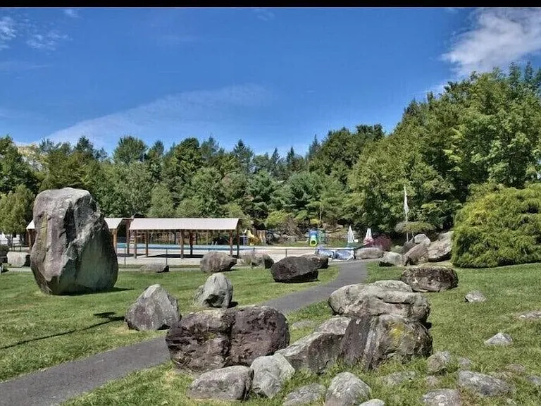 2675 Rockway Rd — Photo 39
