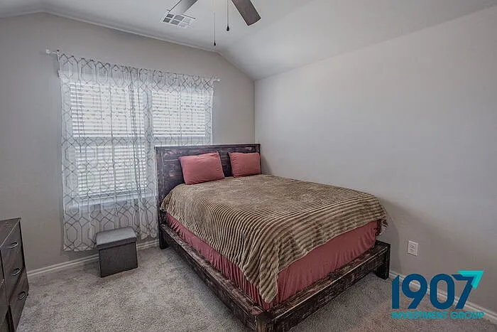 2501 Caden Ct — Photo 31