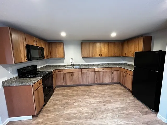 1 Avalon Circle — Photo 2