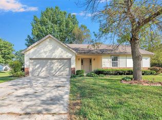 1266 Running Waters Dr, Saint Charles, MO